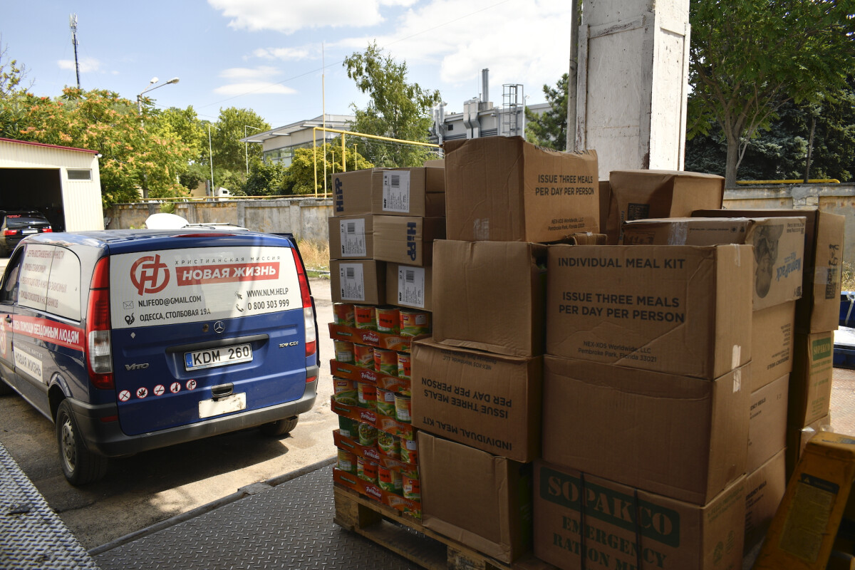 Assistance to residents of the frontline zone