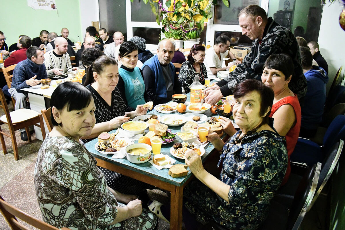 Різдво в притулку для літніх бездомних людей