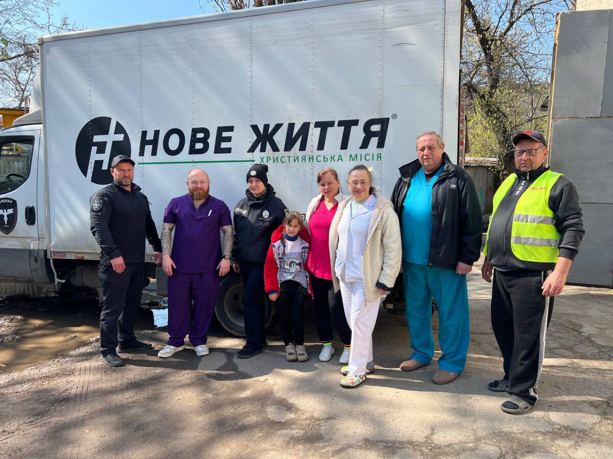 Підтримка наших захисників: місія «Нове Життя» передала медичне обладнання до одеського шпиталу