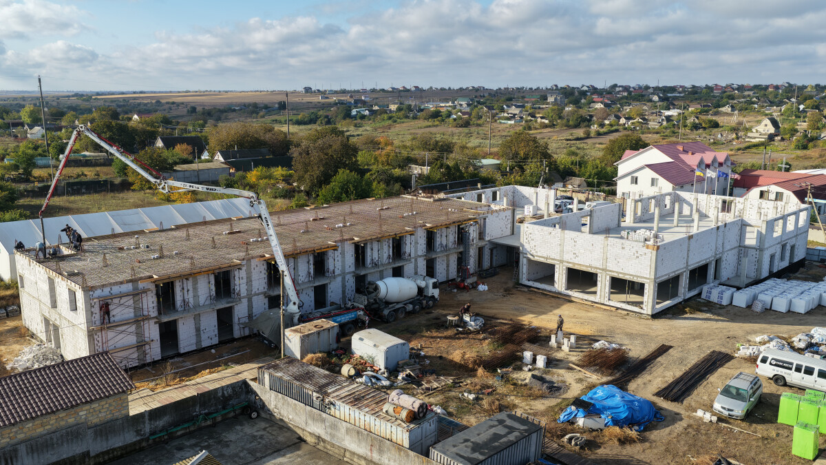 SENIOREN- UND BEHINDERTENHEIM: DER BAU TRITT IN EINE NEUE PHASE EIN