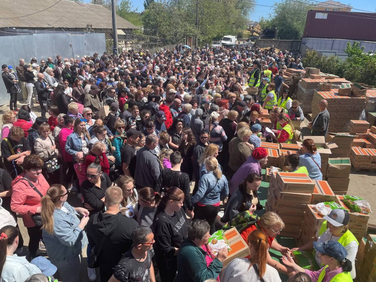 «Допомога під час війни, яка об’єднала 1000 родин.»